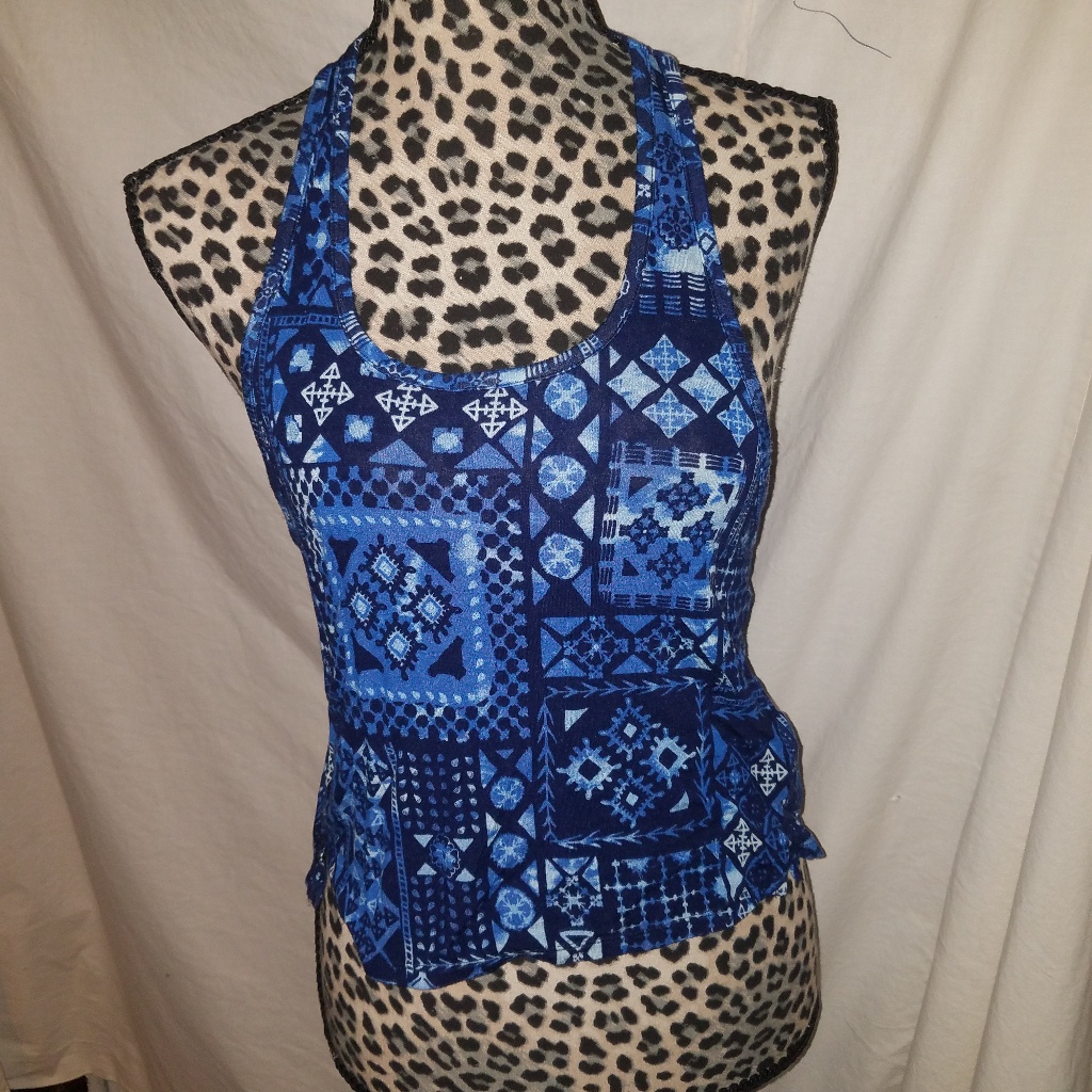Mudd Size Medium